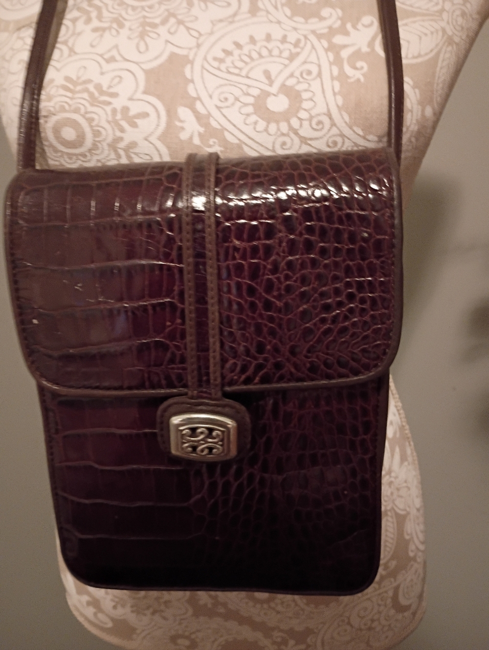 Vintage Brighton "One World" Brown Croc-Embossed Leather Crossbody Bag